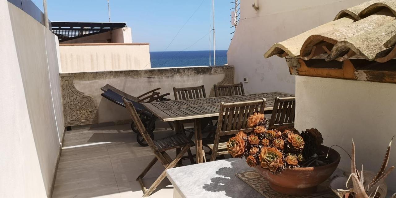 Sea-View Terrace & Bikes Moon Ortigia Holiday Home Syracuse Eksteriør bilde