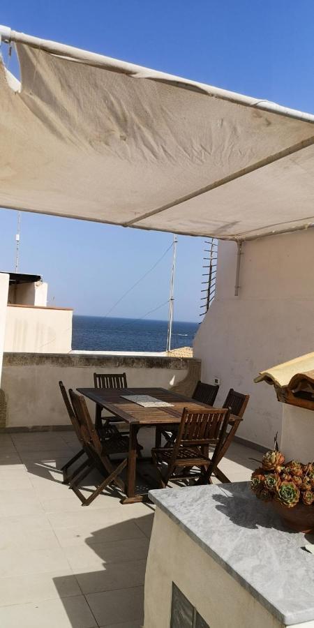 Sea-View Terrace & Bikes Moon Ortigia Holiday Home Syracuse Eksteriør bilde