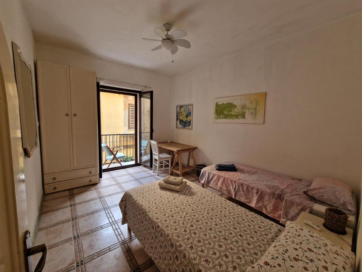 Sea-View Terrace & Bikes Moon Ortigia Holiday Home Syracuse Eksteriør bilde